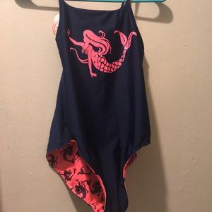 Bathing suit